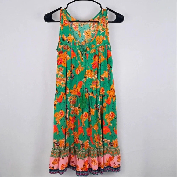 Chances R Dresses & Skirts - Chances R Green Tiered Tank Sundress Floral Pattern Lace Up Top w Tassels sz M